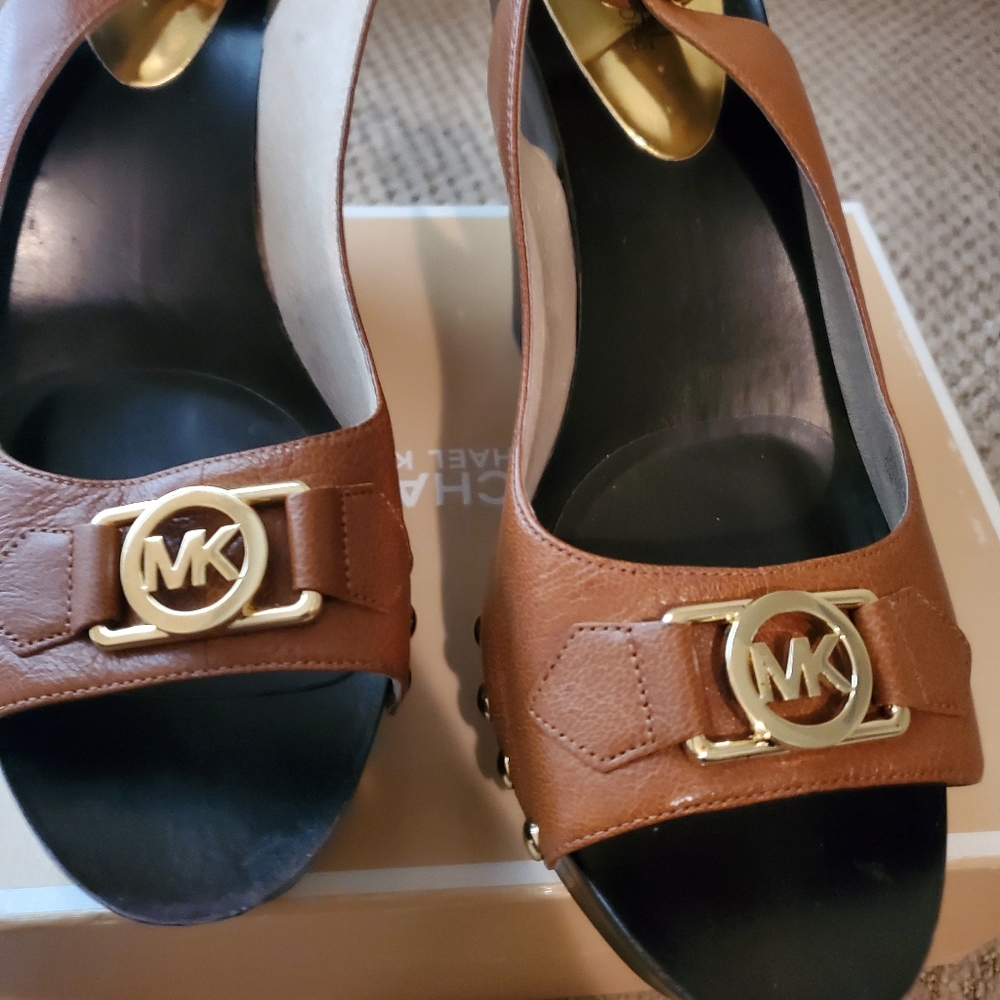 Michael Kors Shoes - Picture 6 of 6